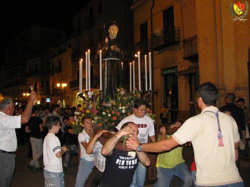 pio201028